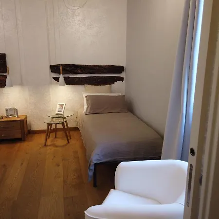 Alloggio per agriturismo Il Mandorlo *