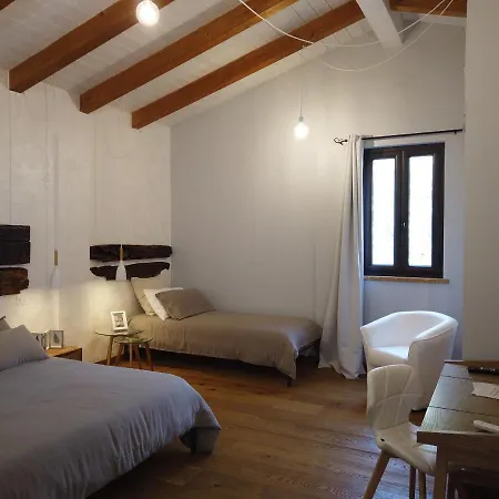 Alloggio per agriturismo Il Mandorlo Amantea