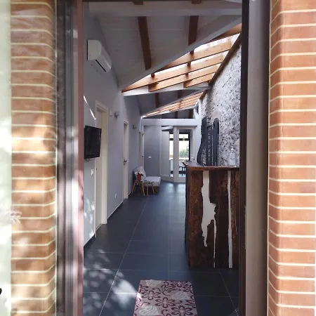 Il Mandorlo Farm stay