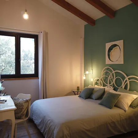 Il Mandorlo Farm stay