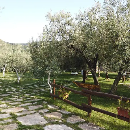 Il Mandorlo Farm stay *