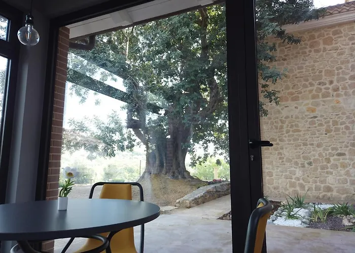 Il Mandorlo Alloggio per agriturismo *
