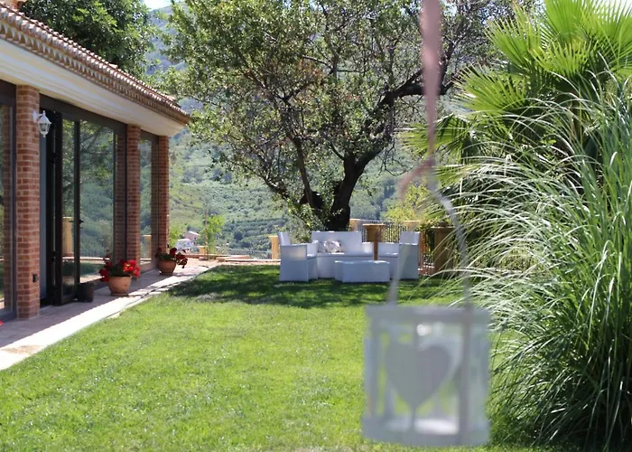 Alloggio per agriturismo Il Mandorlo Amantea